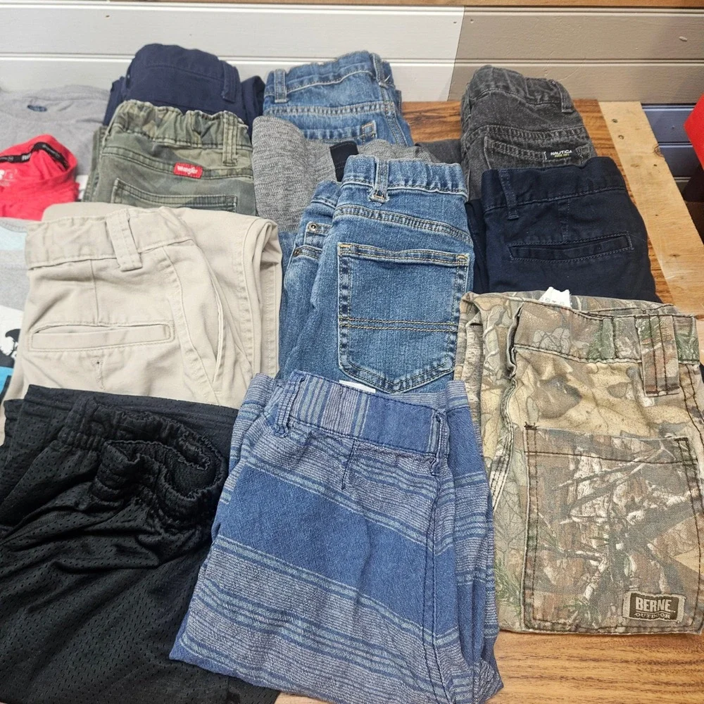 Boys 22pc Clothing Lot Size 7 8 Tommy Hilfiger Old Navy Wrangler Russell Chinos